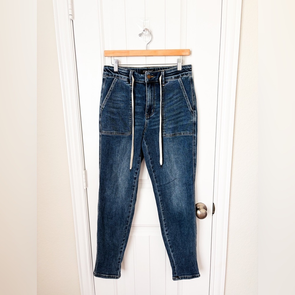 Judy Blue Women’s High Waist Elastic Drawstring Jogger Jeans Size 5/27